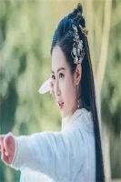 战斗力猛升后，我成了她的盖世英雄